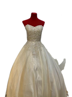 
              Wedding Gowns
            