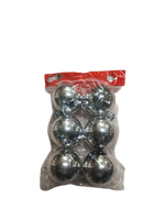 
              Silver Plain Christmas Balls (Pack of 6)
            