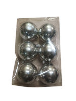 
              Silver Plain Christmas Balls (Pack of 6)
            