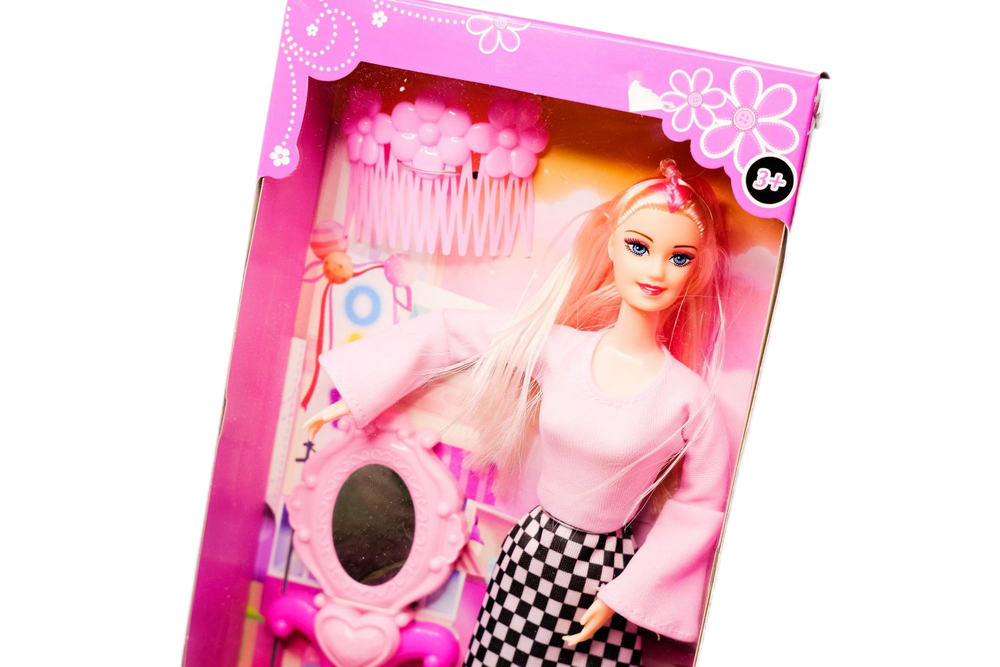 Barbie Doll with Comb